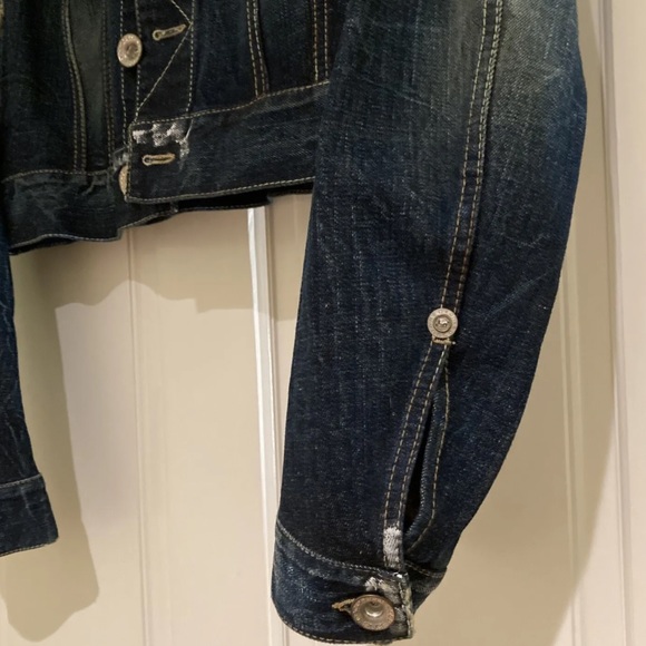 NWOT Dsquared2 Women Dark Blue
Denim Cropped Distressed Jean
Jacket sz 44 (US 8) - Picture 10 of 16
